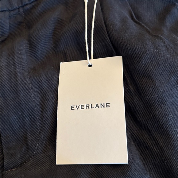 Everlane The Trouser In Buttersoft Black
size 10
NWT
Casual effortless - Picture 9 of 17